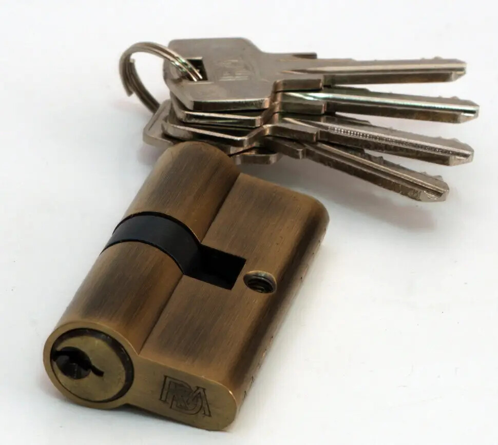 Дверний циліндр англійський RDA 60мм (30х30) ключ-ключ чорний 5 ключів фото 3 | Соло Двері