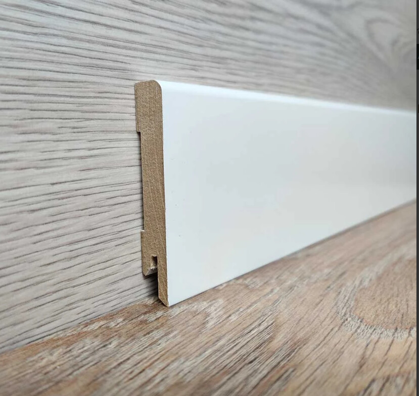 Плинтус напольный MDF Белый Прямой 80мм RAL 9003 фабрики KLUCHUK фото 2 | Соло Дверь