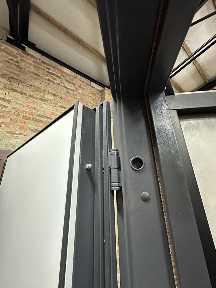 Входные двери REDFORT Комфорт "Форест грей Люкс" улица фото 4 | Соло Дверь